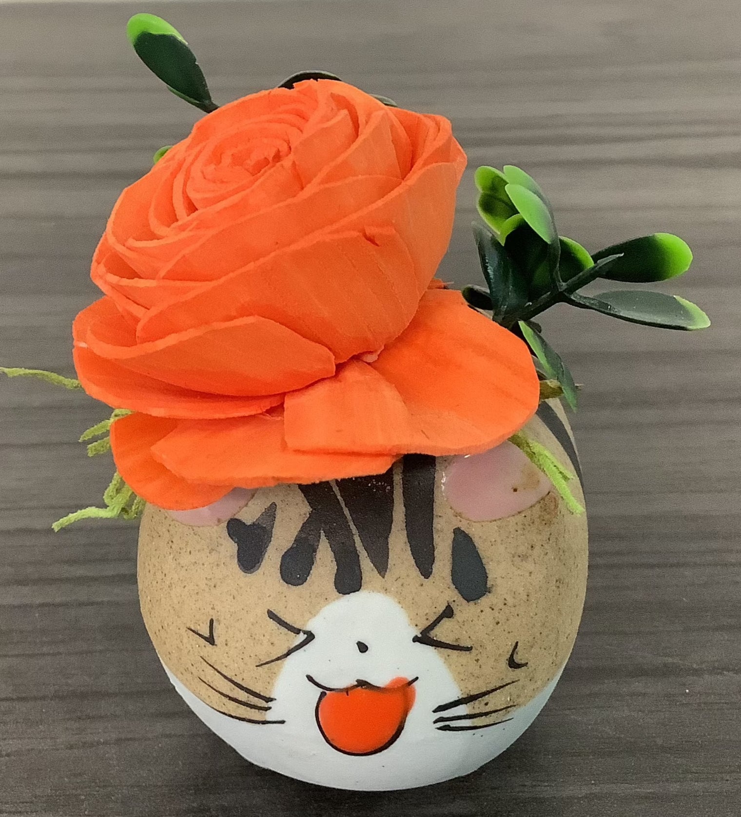 Wooden Blossom in Kitty