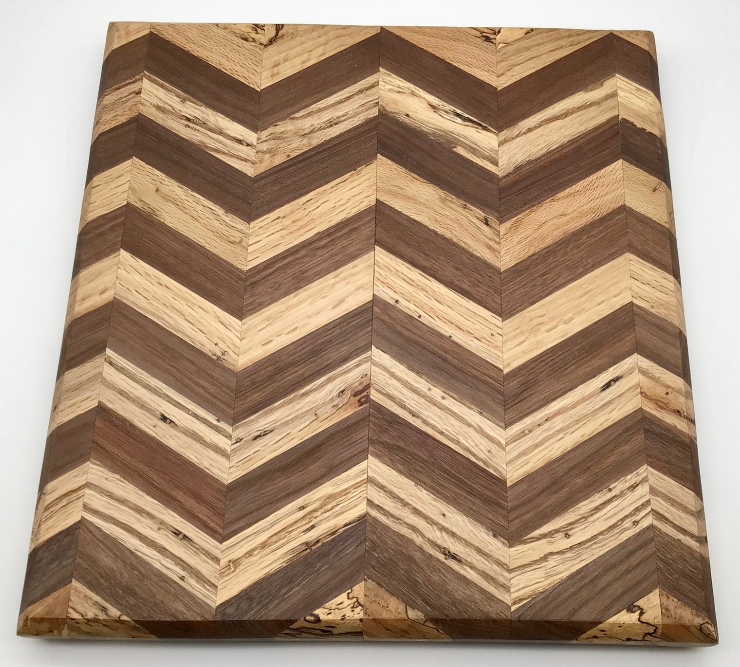 Zigzag Cutting Board